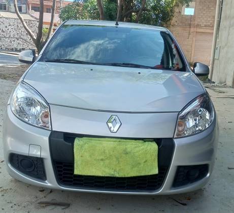 RENAULT SANDERO 1.6 EXPRESSION 8V FLEX 4P MANUAL RENAULT SANDERO 1.6 EXPRESSION 8V FLEX 4P MANUAL